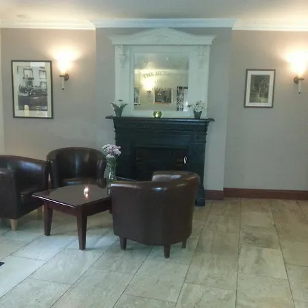 Munster Arms Hotel 2*
