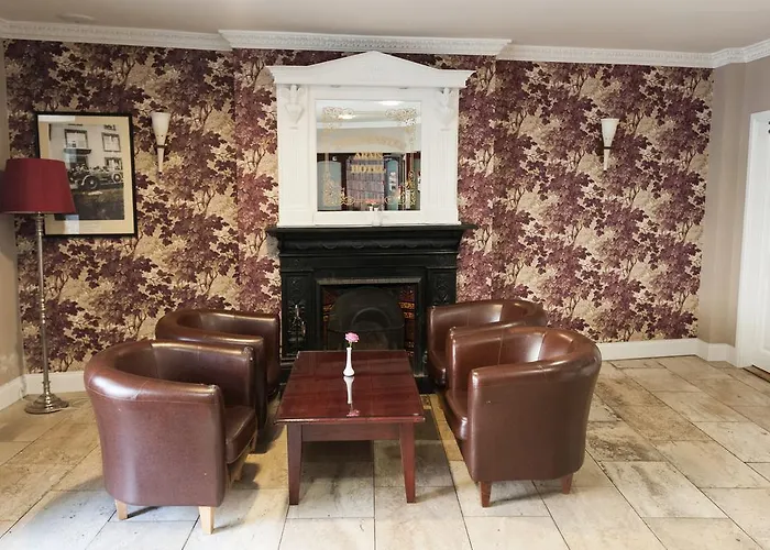 Hotel Munster Arms 2*